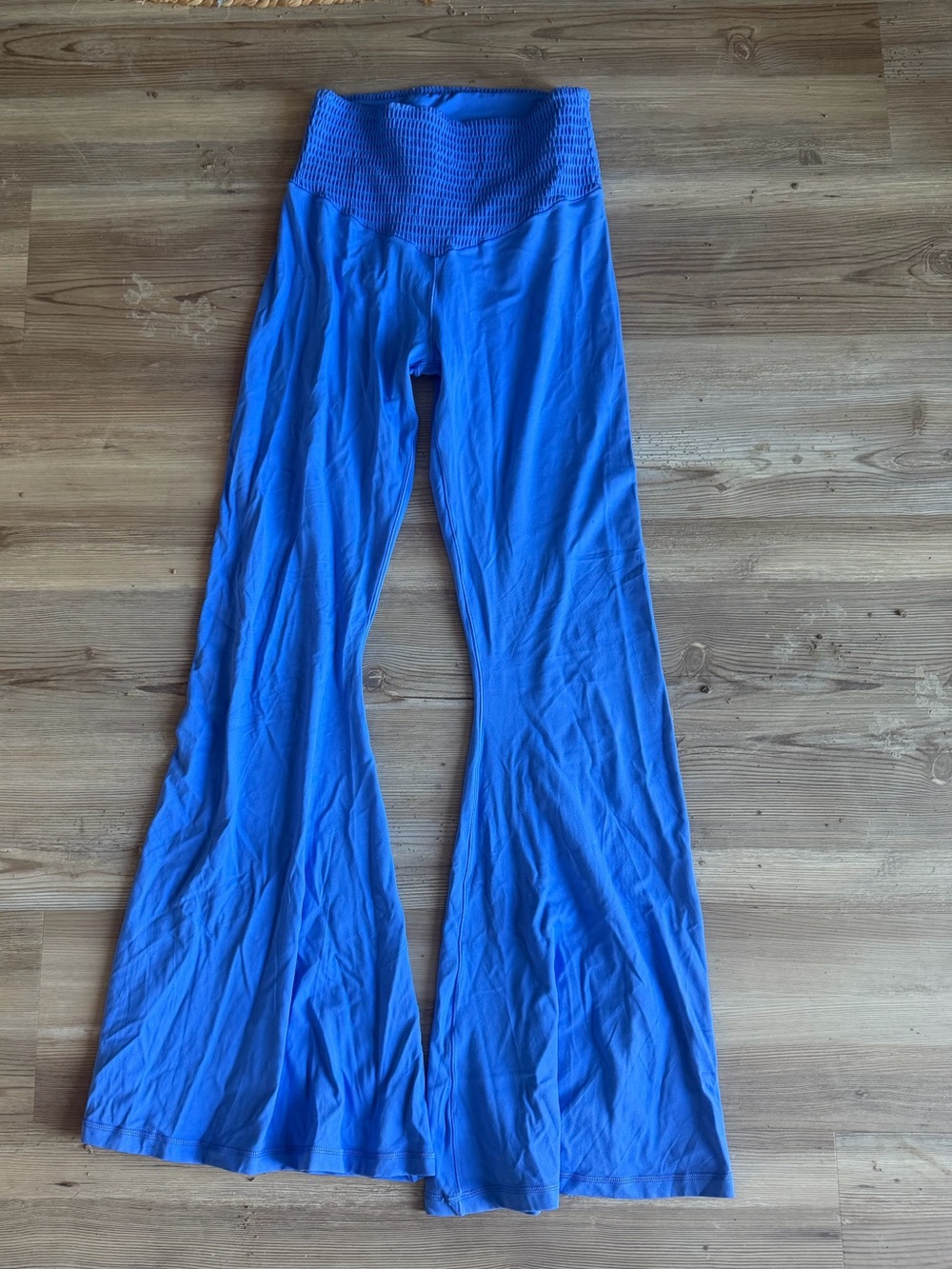 Aerie OFFLINE blue flare workout pants- L